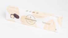witte kartonnen doos met 8 artisanale pralines gevuld met marsepein