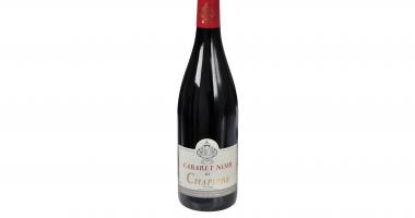Cabaret Noir Domaine viticole du Chapitre bouteille de vin avec étiquette